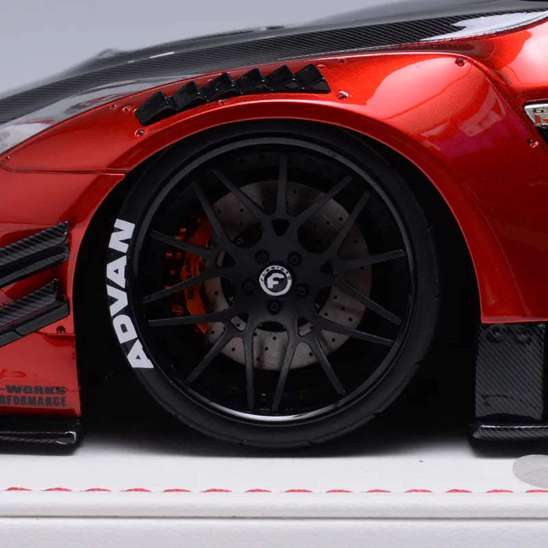 1:18 GT-R R35 2.0 LB