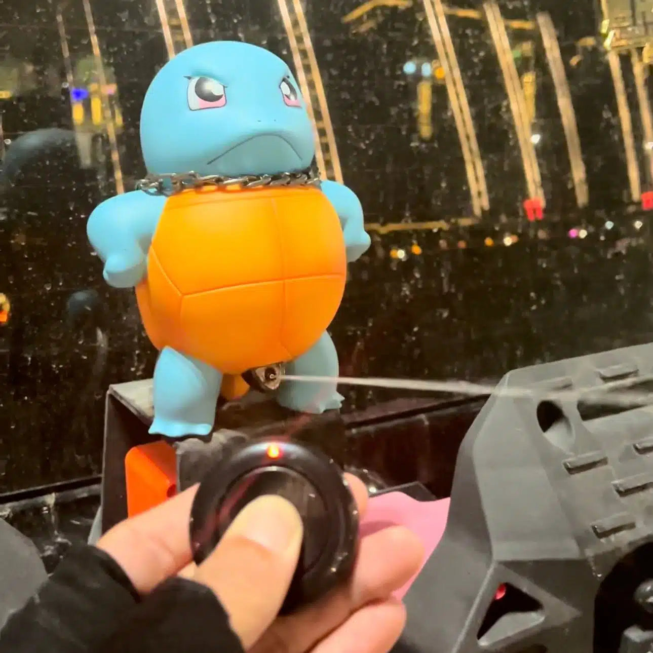 Water squirtle car sprayer