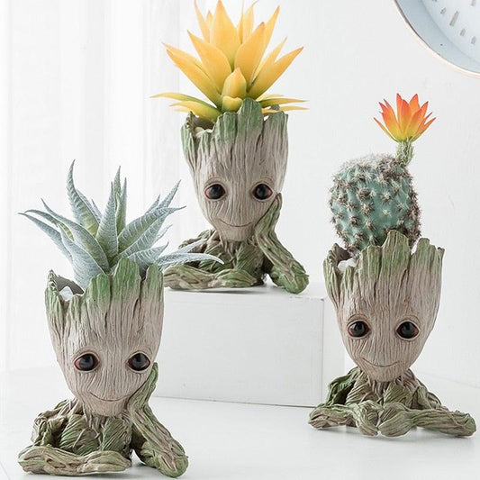 Baby Groot - HOW DO I BUY THIS Thinking